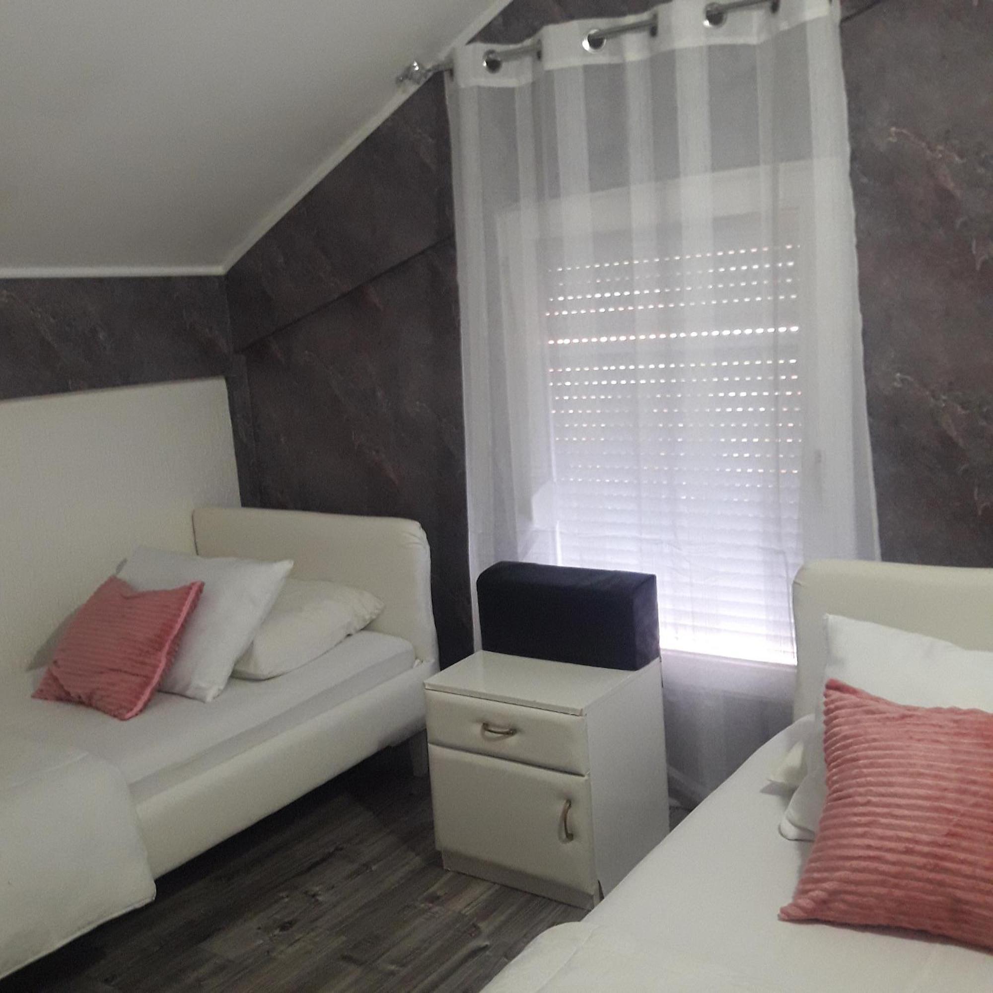 Apartmani Nis Exterior photo